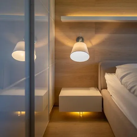 Apartamento Ecluses 7 - Centre&close To Lift *