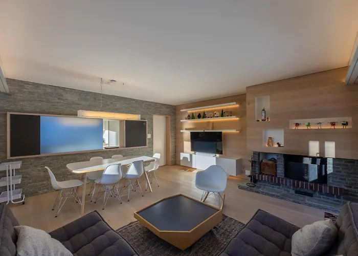 Ecluses 7 - Centre & Close To Lift Appartement